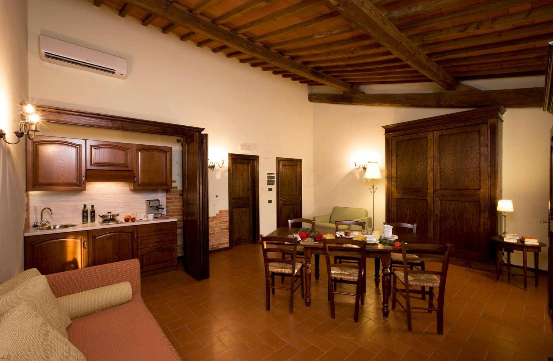 Agriturismo Antico Borgo Poggitazzi Loro Ciuffenna Exterior photo