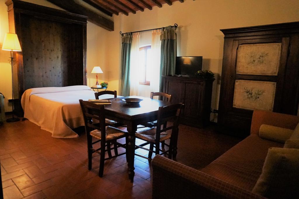 Agriturismo Antico Borgo Poggitazzi Loro Ciuffenna Exterior photo