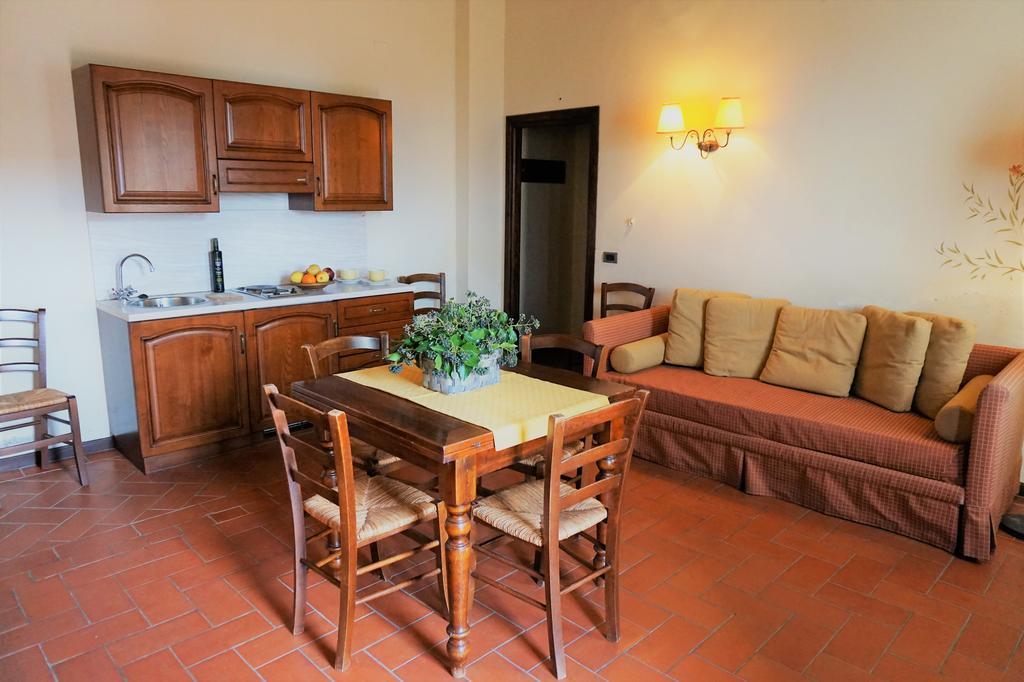 Agriturismo Antico Borgo Poggitazzi Loro Ciuffenna Exterior photo